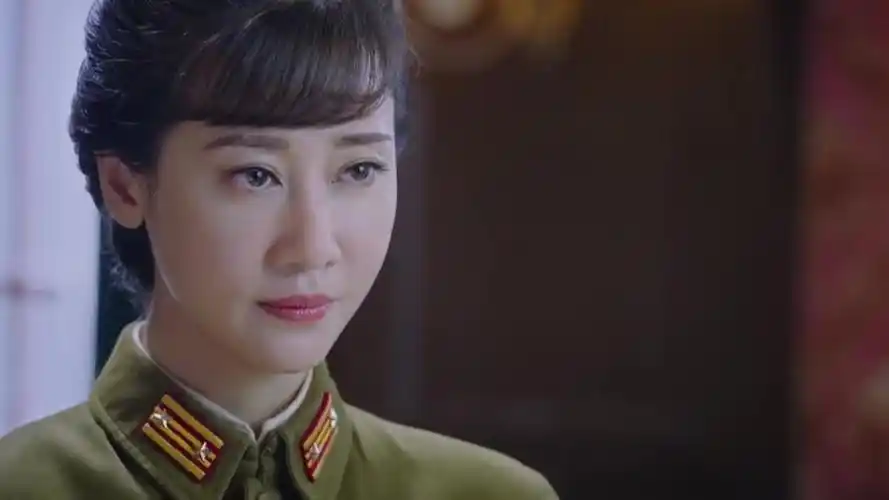 《烈火刀影》梅站长投敌成日本人走狗 一点风骨都没有