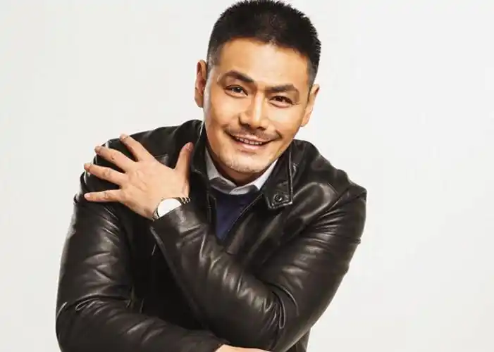 回顾那个承诺说成名后绝不抛弃患难妻的邵兵履行承诺了吗