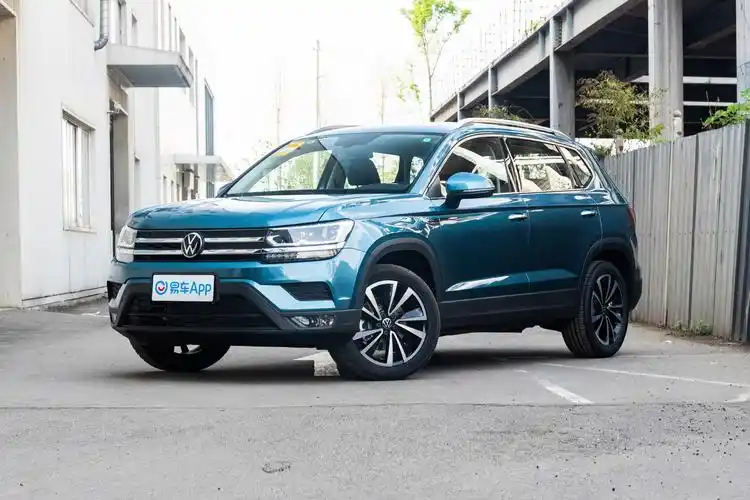 双离合 两驱 豪华版汽车报价_图片_参数配置】-易车_世腾亿海上汽大众