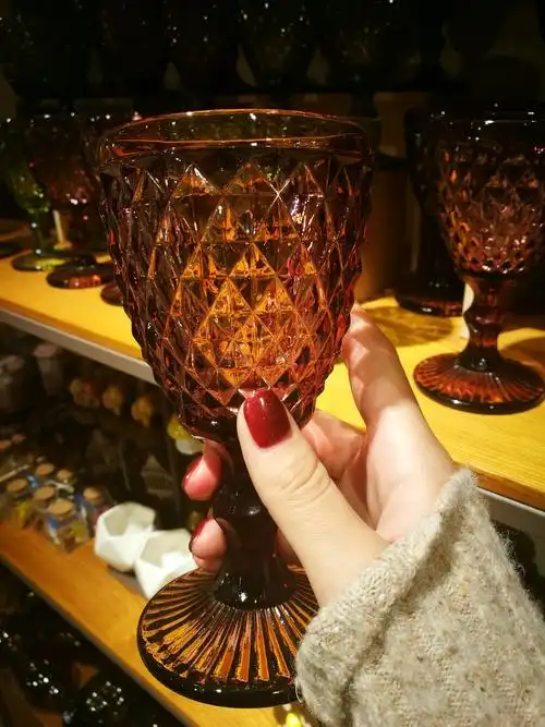 0 打开微信,使用"扫一扫"即可将网页分享之朋友圈