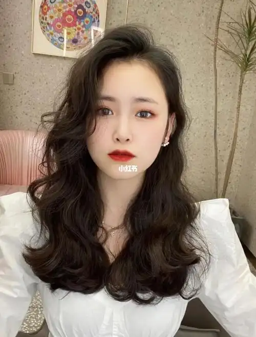 浪漫法式烫发 2020爆款发型 蛋卷发|||9494