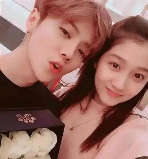 现在才明白为什么鹿晗和关晓彤能挺过七年之痒原因在她