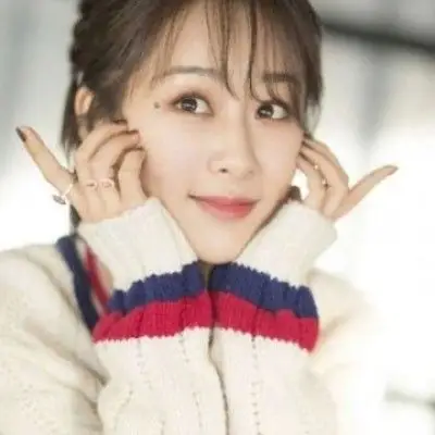 超火杨紫表情包可爱头像