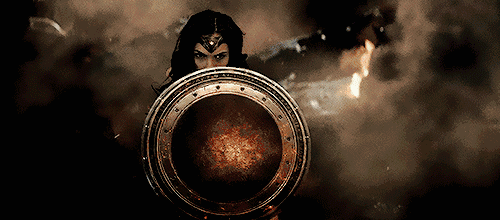 史上蕞平胸女主角,凭什么让全球男人都看石更了?-蜜颜优惠