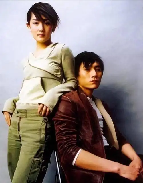 回顾:刘烨法籍妻子如今43岁显得如此苍老,儿女像印度人,现况如何