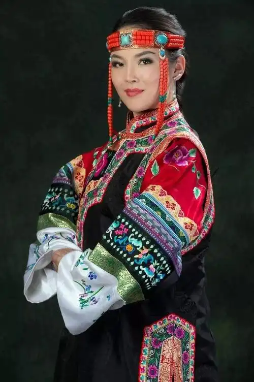 在中蒙边境,有大量外蒙古美女涌进中国,是来旅行还是另有目的?