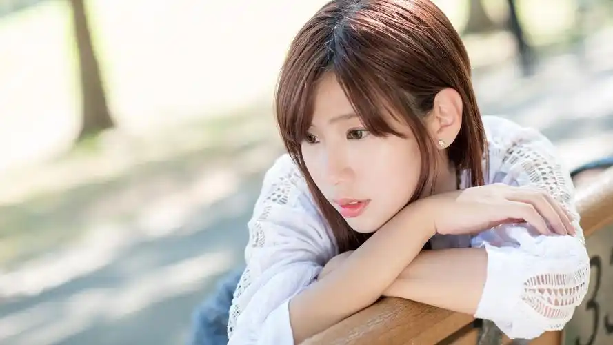 白嫩美腿甜美女神迷人写真,高清图片,电脑桌面-壁纸族