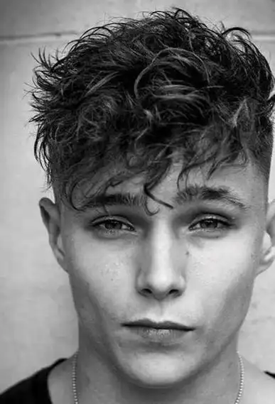 潮男们独特个性短头发打造 发量少男生必备的短发造型 - 发型设计