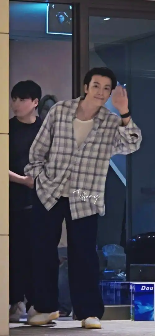 李东海饭拍##李东海艺能新星##李东海饭拍