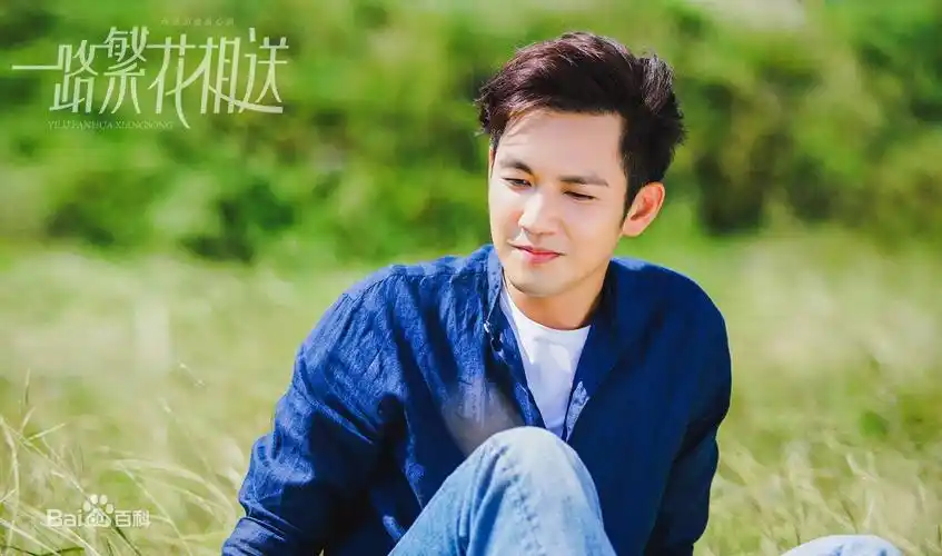 一路繁花相送最新剧照曝光 钟汉良江疏影对视,颜值爆表!