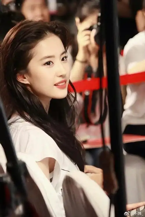 刘亦菲什么时候来我们学校拍戏