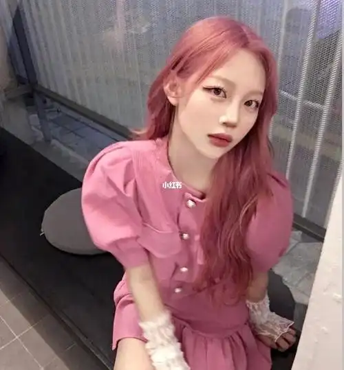 夏季超显白发色仙女粉色系长沙染发