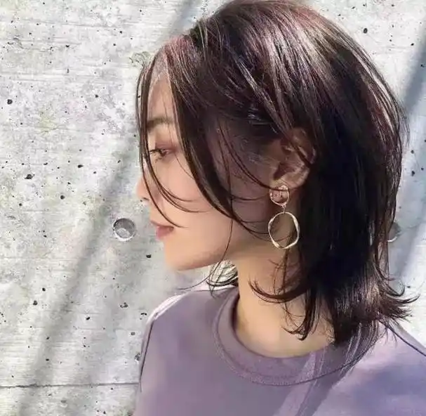 女人上了年纪,可要少烫"大妈卷",今年流行5种发型,洋气还超级减龄