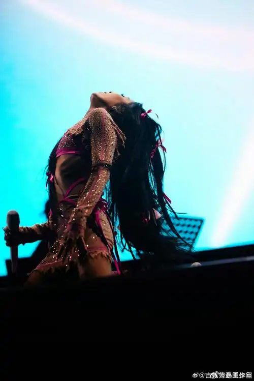 吉克隽逸赛博芭比