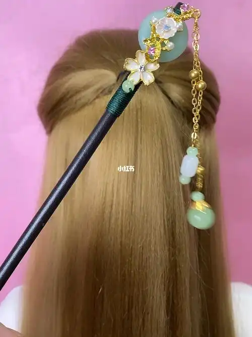 一根发簪一个古风发型