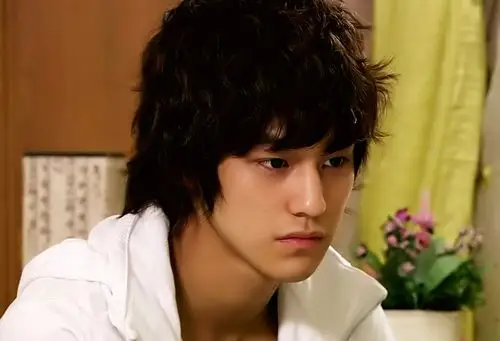 男人头尖适合什么发型