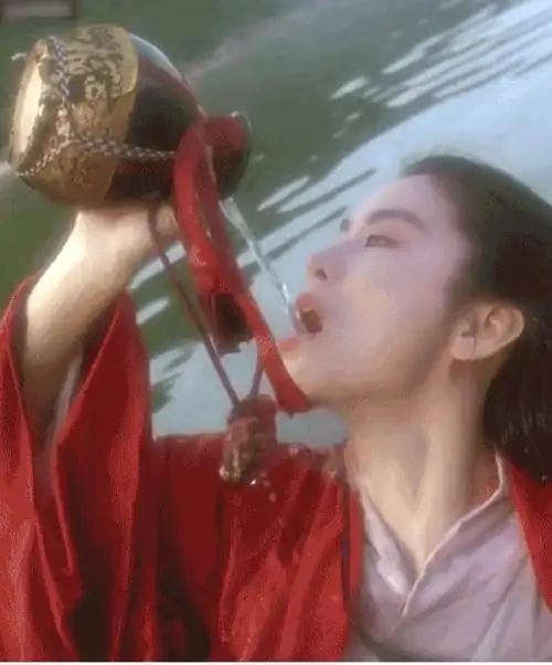 会喝酒的女人到底有多霸气呢,只需看看她们就知道了.