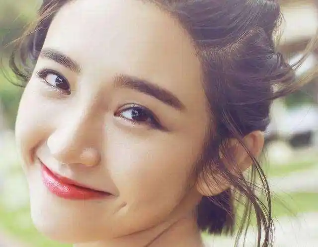 吴倩情人节官宣分手!同为酒窝美人,7位女星,命运大不同