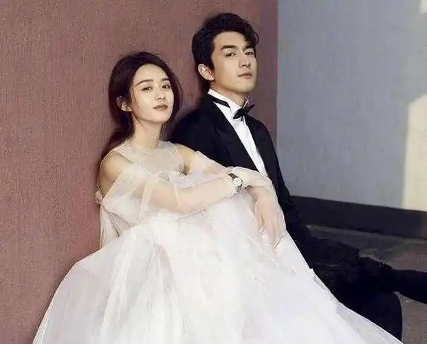 卓伟爆料赵丽颖吴亦凡恋情_吴亦凡和赵丽颖真的在一起了吗