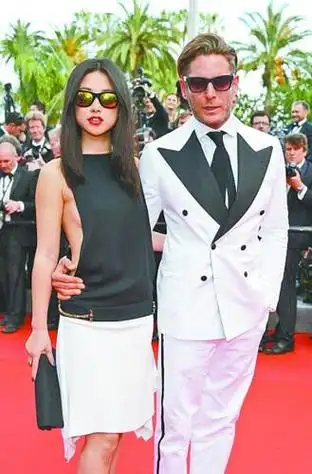 李泉朱珠("顶级名媛"朱珠:将门出身,甩法拉利总裁,却被陈楚河嫌弃)