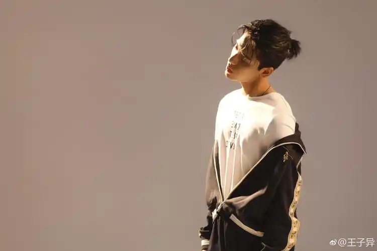 王子异 - 堆糖,美图壁纸兴趣社区