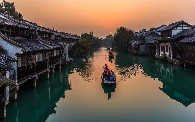 中国最美文旅小镇:全镇仅一半收门票,仅开发一半名气却堪比省会|镇子|