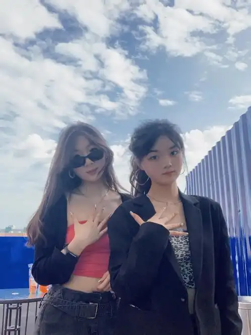 分享照片 - 朴灿烈女友 - 抖音