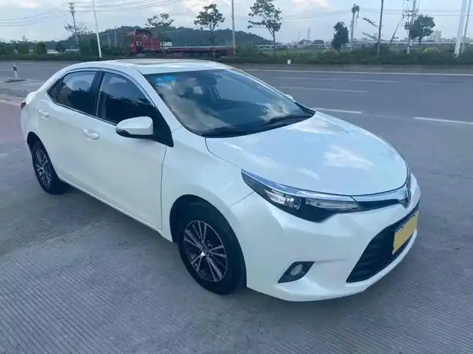 丰田 雷凌  2015款 1.6e cvt新锐版图片