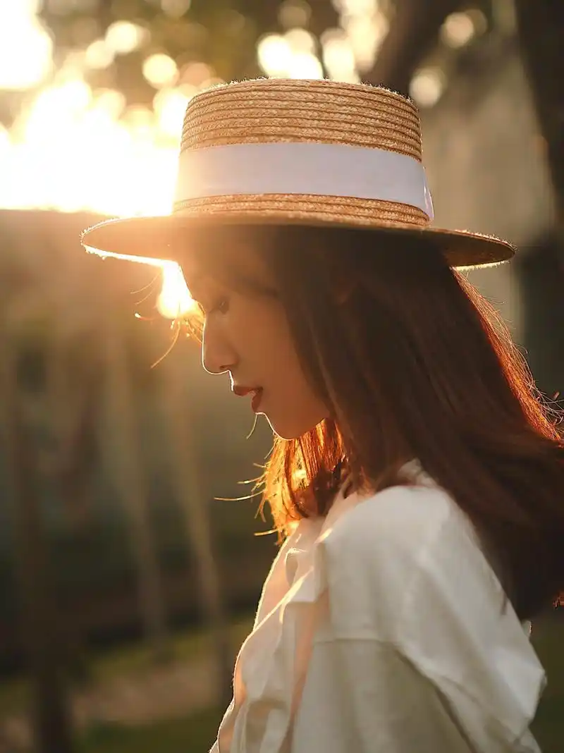 逆光人像怎么拍,利用时间,光线,姿势,拍出唯美好看逆光照
