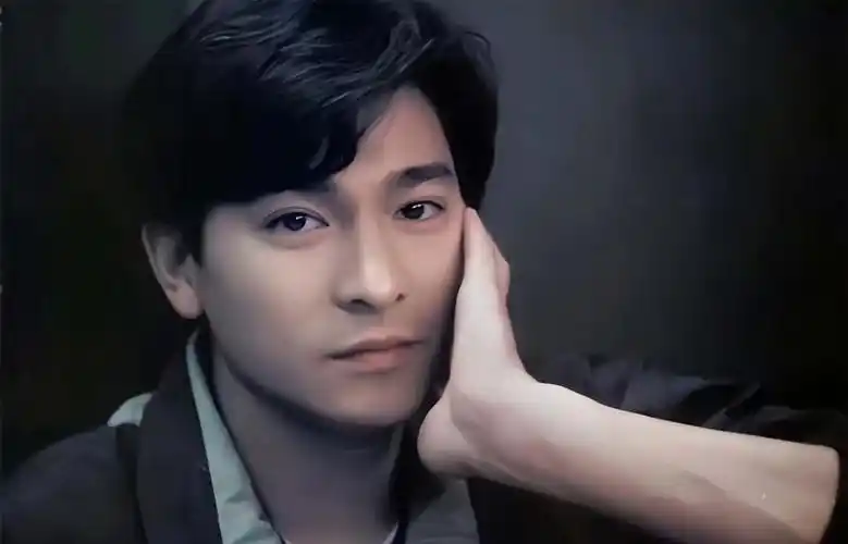 刘德华出道40年,在音乐,影视等领域都有着相当好的成绩,在他身上看到