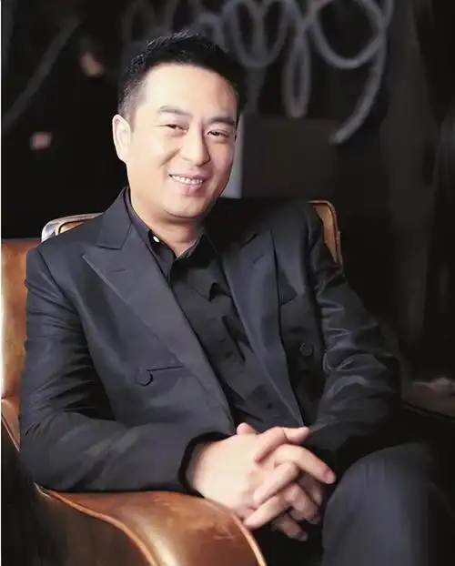 张嘉译前妻杜珺个人资料简介(杜珺曾暗示张嘉译是"软饭男")