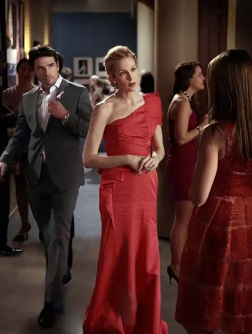 美剧里最具老钱气质的角色,还得是《绯闻女孩》里的s妈_lily_贵妇_er