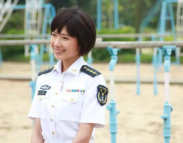 万茜《天生要美丽》剧照