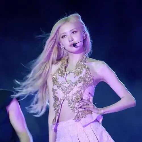 rose朴彩英_blackpink