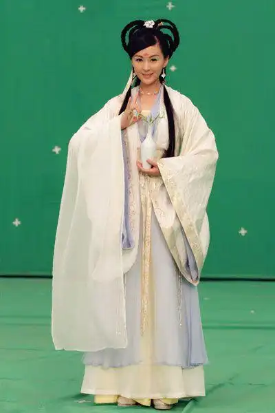 《追鱼传奇》戴娇倩古装造型大盘点(二)