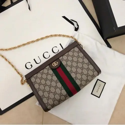 买一个古驰包包价格一般多少钱cucci是什么牌子包多少钱