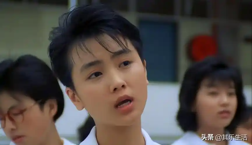 袁洁莹—1985年《开心鬼放暑假》/1986年《开心鬼撞鬼》1995年出任bmg