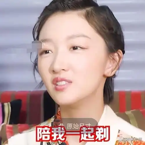 恋爱"绯闻"才多久,周冬雨变化不大,刘昊然变化大到像"换人"