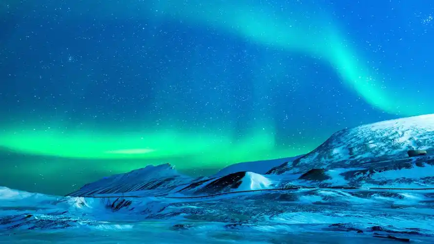 蓝色天地壁纸是一款电脑壁纸,属于科幻分类,蓝色天地