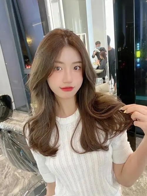 发型秋冬少发妹纸专属蓬松烫 发烫发~~不仅减龄显发量,还可以解决头发