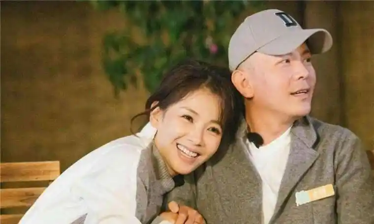 原创刘涛和丈夫王珂感情不合正主亲自出面打假夫妻二人恩爱如初