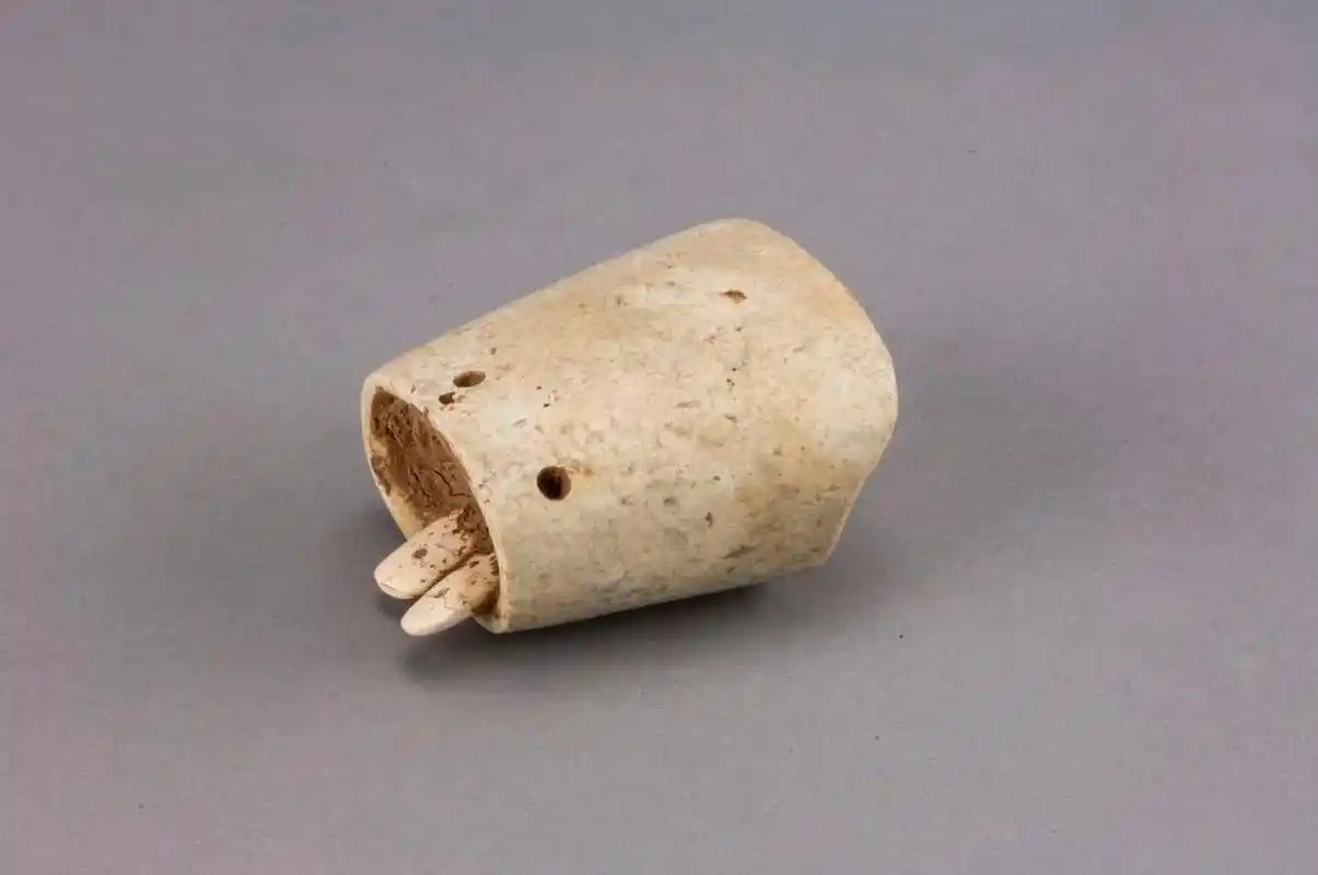 凌家滩文化(距今约5800—5300年) 2007年安徽含山凌家滩遗址23号墓