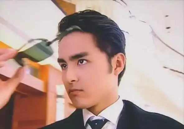 谁不爱25岁的明道?可惜,44岁的明道却过得很惨!