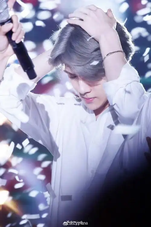 吴世勋0412生日快乐