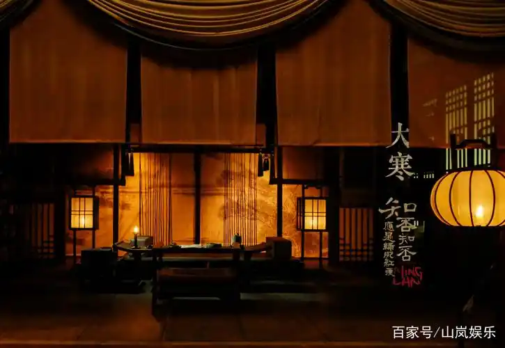 《知否》冬日节气剧照:冬至雪中庭院美如画,大寒澄园一隅见温暖