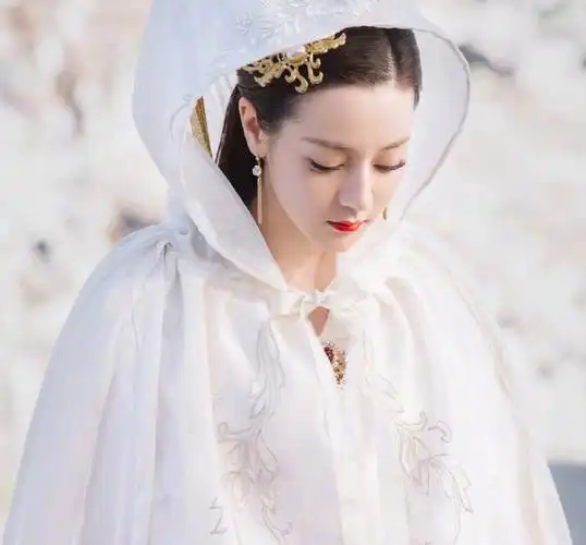 原创继李长歌后热巴又为大家带来新古装剧男主是新晋顶级流量