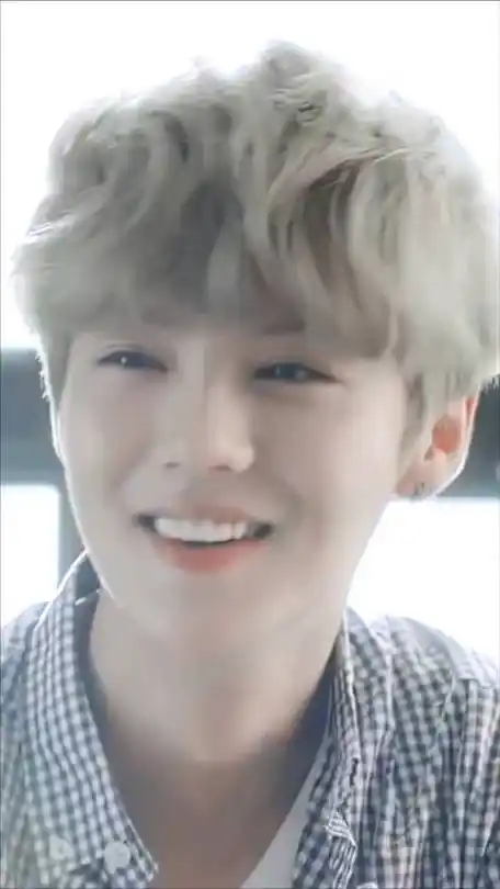 内娱有自己的纯元皇后#感觉还得是鹿晗,那张脸真的好干净,实力也有