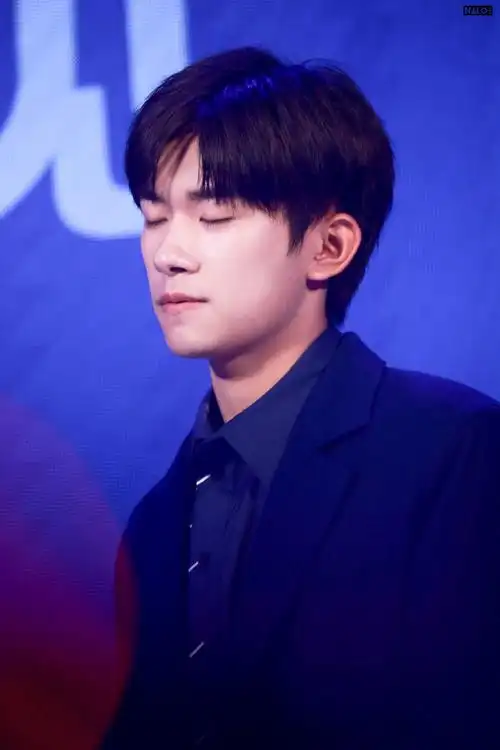 易烊千玺 #tfboys 欧乐b天猫双十一直播 高清