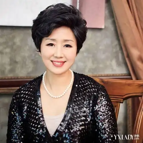 适合80岁老人的发型 适合70岁老人的发型-图片大观-奇异网