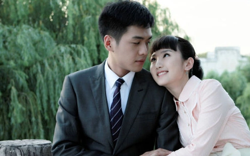 那些年,毛晓彤和张若昀的甜蜜合照